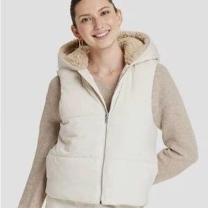 Universal Thread Women's Beige Hooded Vest